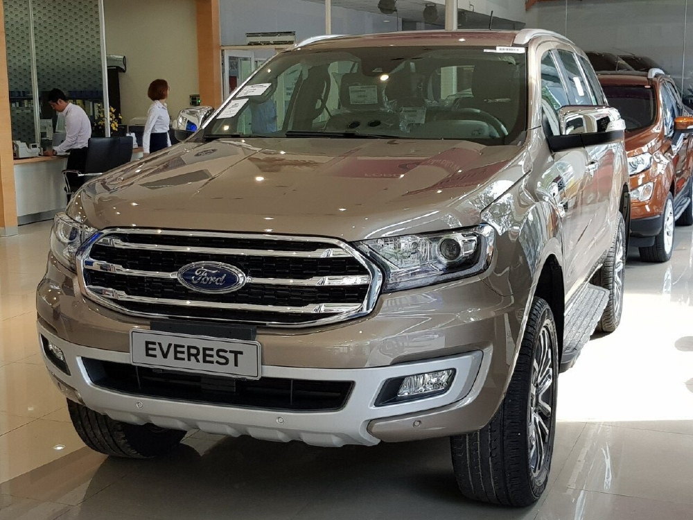 Cần bán xe Ford Everest 2019 Titanium nhập Thái