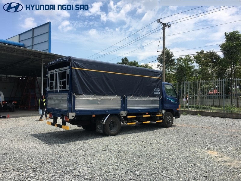 Xe tải hyundai 3 tấn 5 model New Mighty 75S mới nhất.