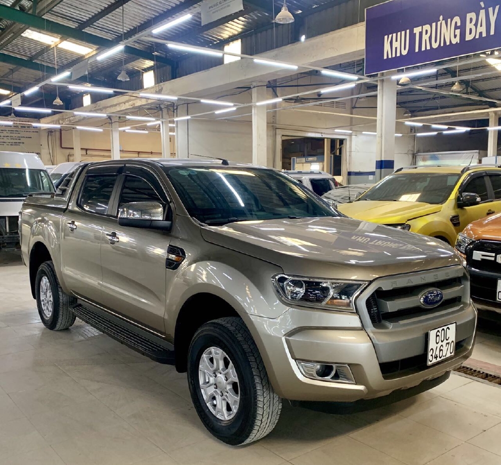 Bán Ford Ranger XLS 01 cầu sx 2017 màu vàng thùng thấp
