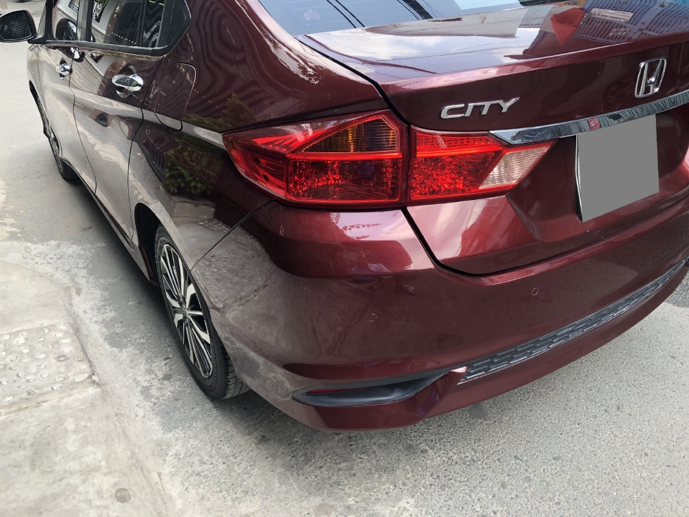 Cần bán xe Honda City 2018 số tự động màu đỏ