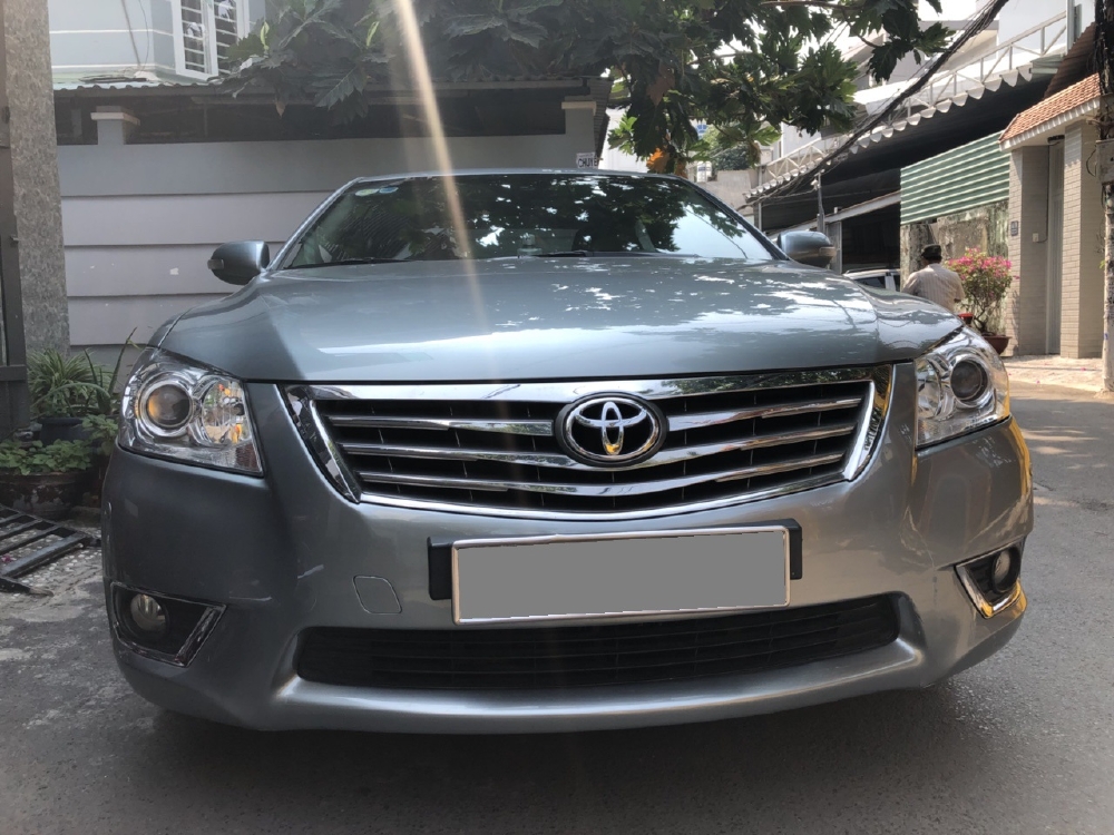 Bán xe Camry 2.4G đời 2011 số tự động màu xám bstp