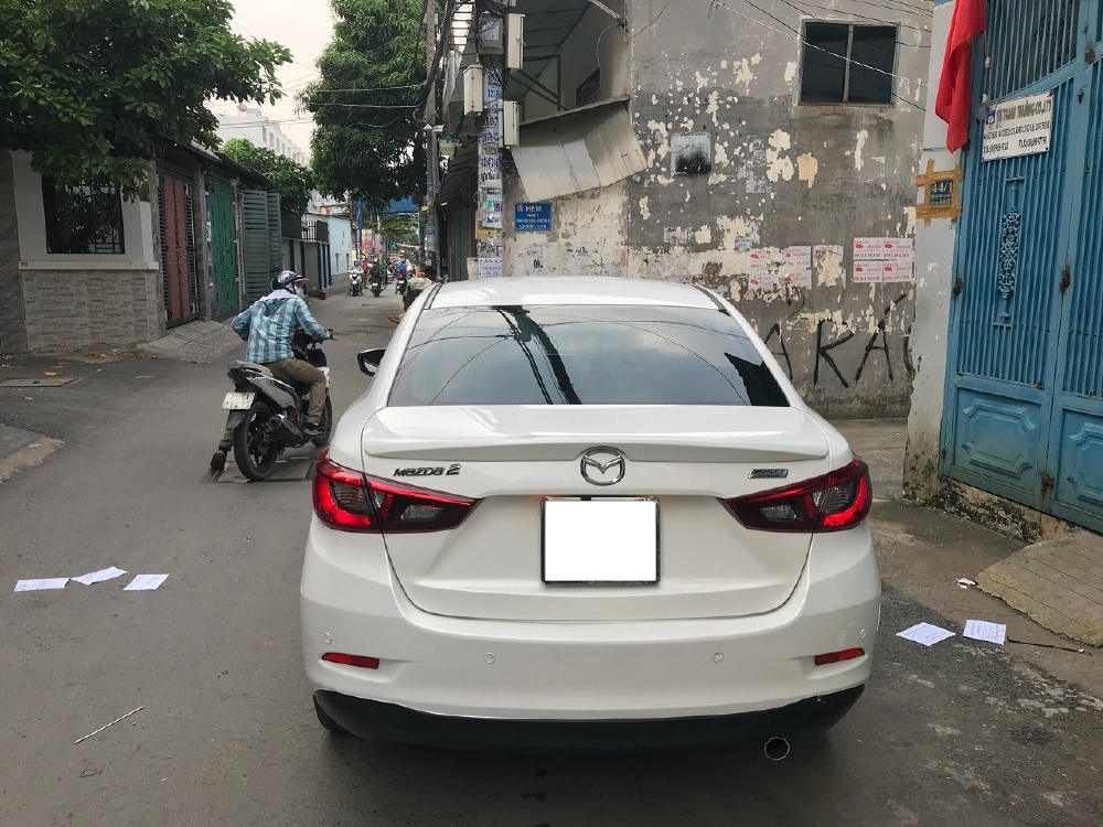 Lên sóng em Mazda 2 model 2017 đk 2018 số tự động
