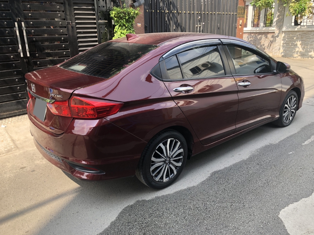 Cần bán xe Honda City 2018 số tự động màu đỏ