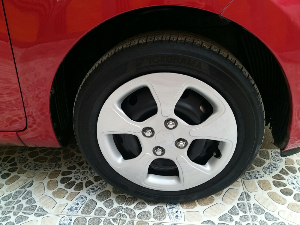 Cần bán xe Kia Morning 2017 số sàn màu đỏ