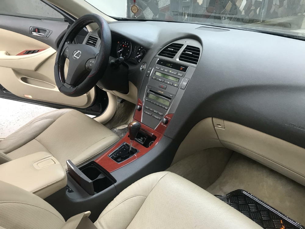 Gia đình đổi xe bán Lexus ES350 2009 màu đen nhập Nhật chính chủ