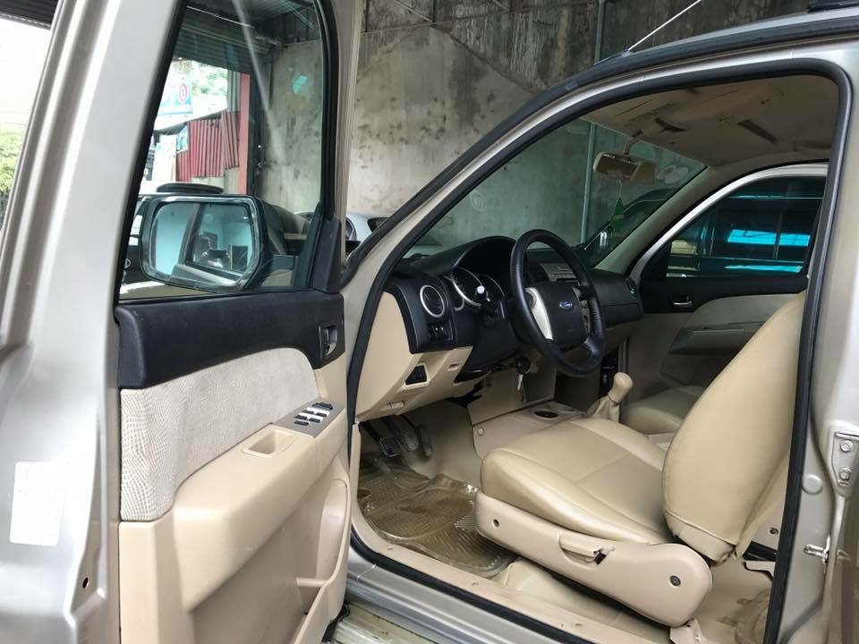 bán xe Ford Everest 2008 máy dầu số sàn