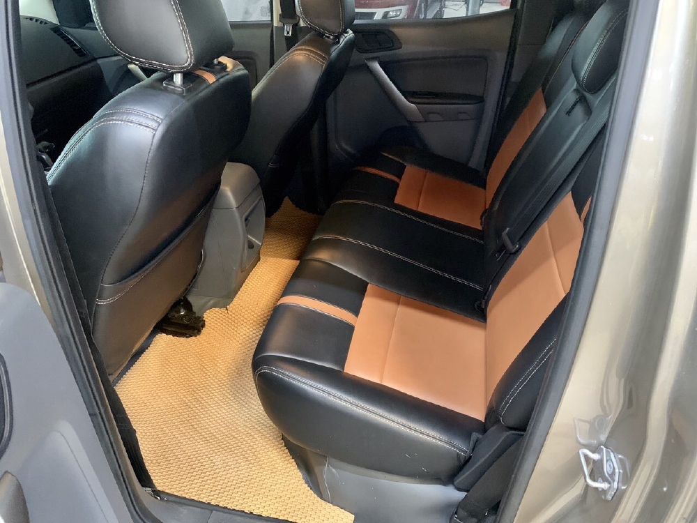 Bán Ford Ranger XLS 01 cầu sx 2017 màu vàng thùng thấp