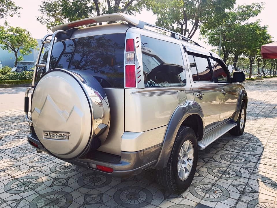 Đổi xe cần bán xe Everest 2009, số tự động