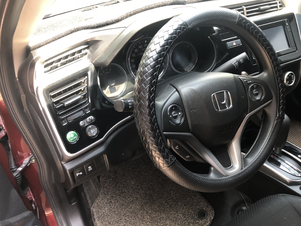 Cần bán xe Honda City 2018 số tự động màu đỏ