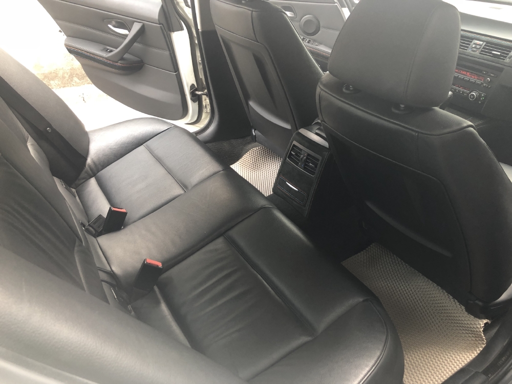 Bán Bmw 320I 2008 màu trắng tự động mới keng