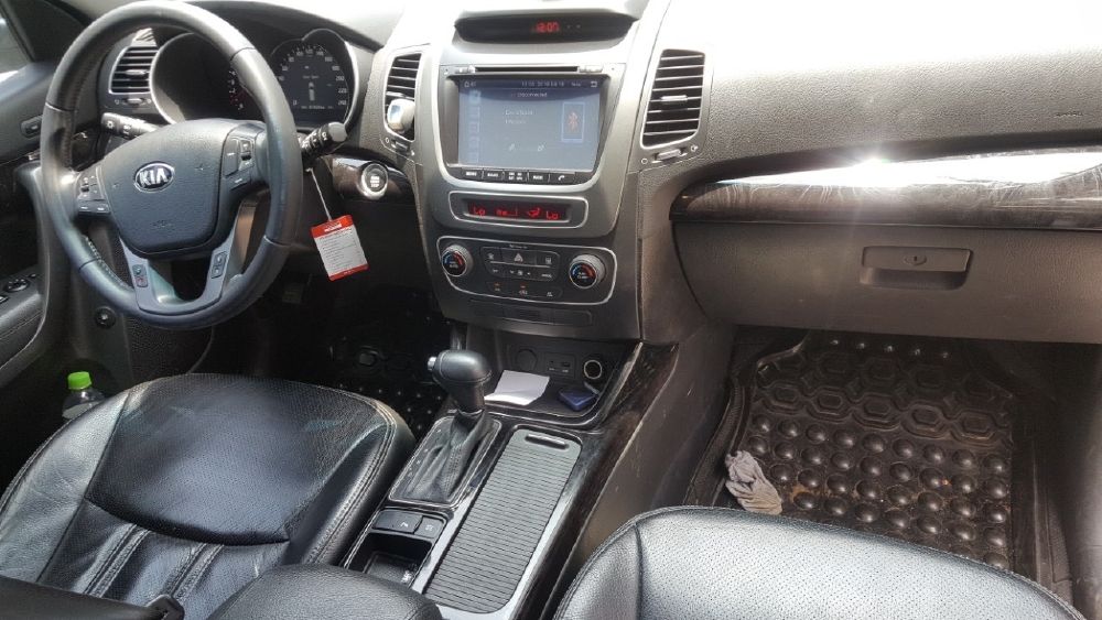 Bán Sorento GATH 2014, màu bạc, biển TP, giá TL, hổ trợ góp