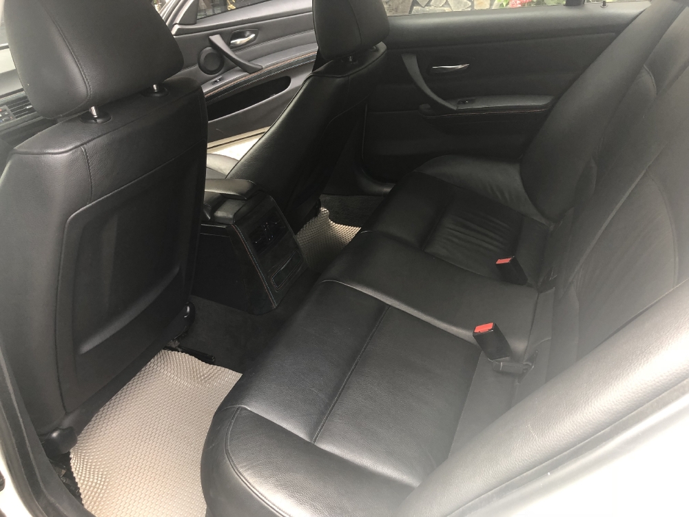 Bán Bmw 320I 2008 màu trắng tự động mới keng