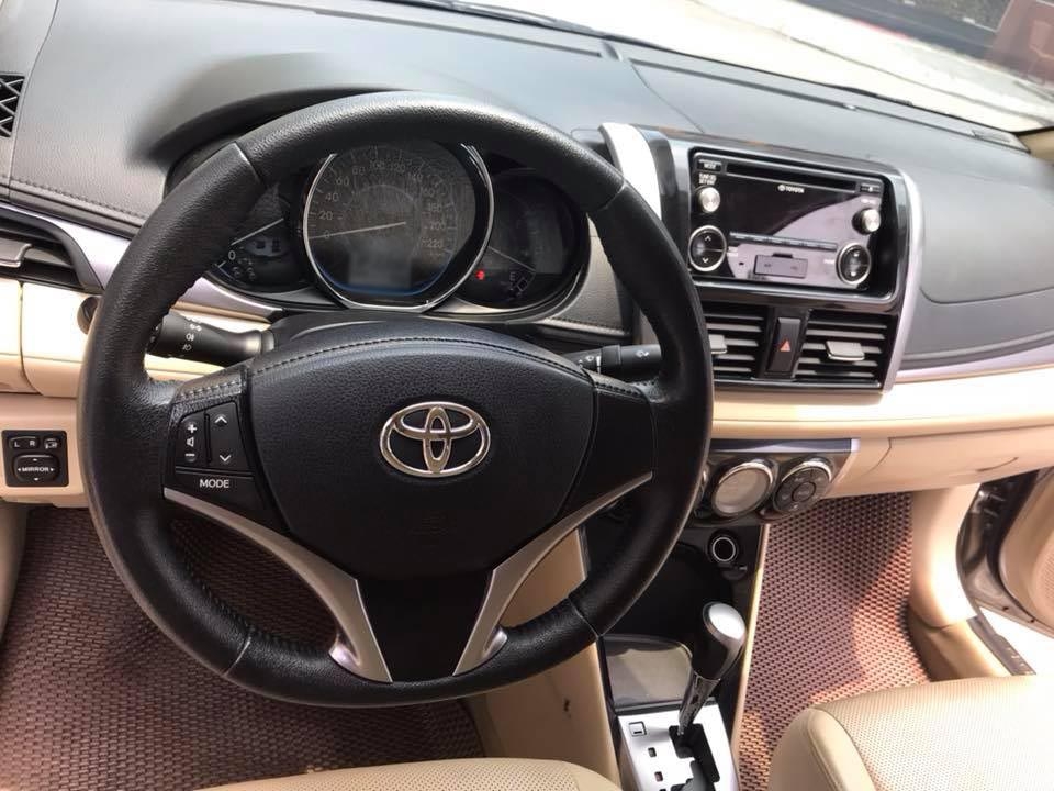 Gia đình cần bán Vios G, sản xuất 2017, số tư động, màu vàng cát