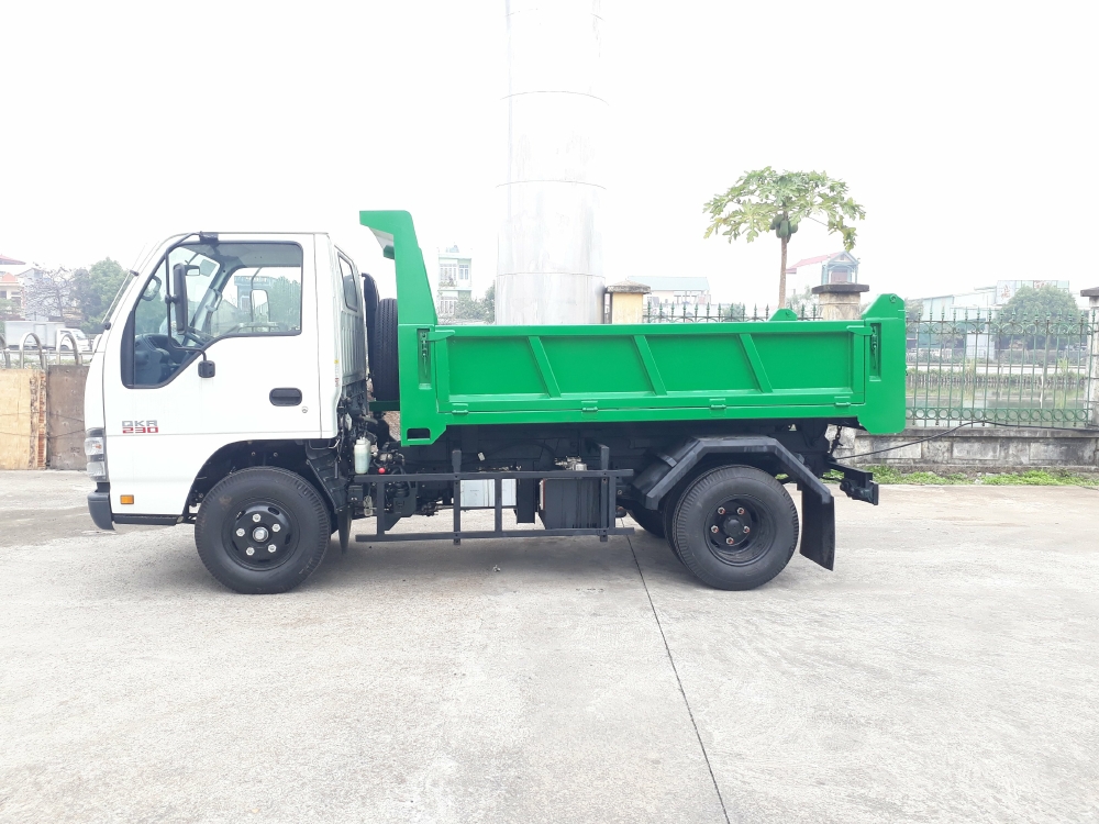 XE TẢI BEN ISUZU QKR 2 TẤN - 2.5 KHỐI - NHẬP KHẨU