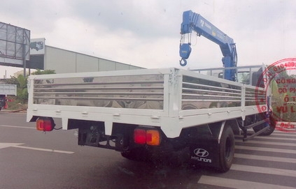 Xe tải 7 tấn HINO FC9JLSW gắn cẩu 5 tấn 4 đốt TADANO TM-ZT504 thùng dài 6m | Hỗ trợ mua trả góp 90% giá trị xe