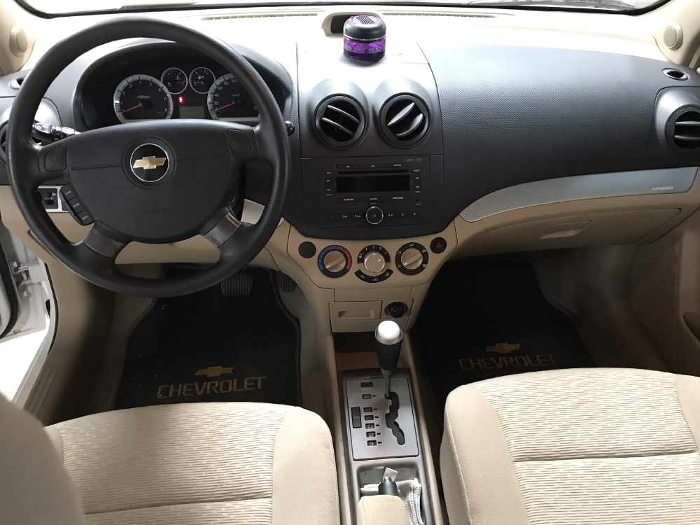 Bán Chevrolet Aveo LTZ 1.5AT màu trắng số tự động sản xuất 2016 biển Đồng Nai 1 chủ đi 32000km