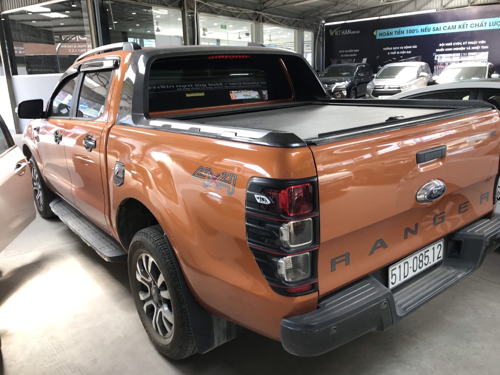 Bán Ford Ranger Wildtrak 3.2AT máy dầu số tự động 2 cầu 6 cấp auto nhập Thái Lan T12/2016 mẫu mới