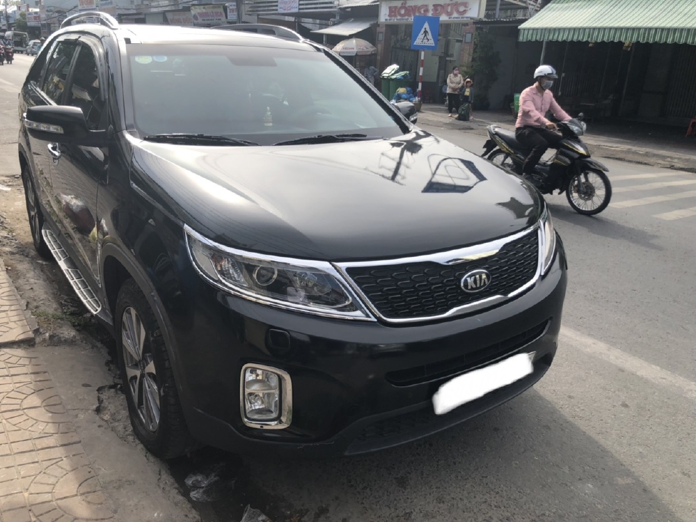 Bán Sorento GATH 2015, màu đen, đúng chất, giá TL, hổ trợ góp