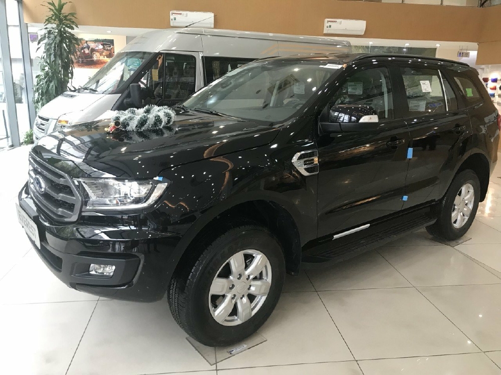 Cần bán xe Ford Everest Ambiante 2019 Màu Đen  trả góp giá tốt tại  Hải DƯơng Hưng yên