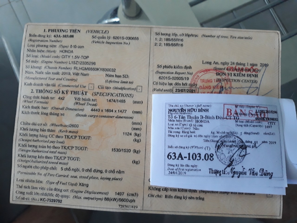 Bán Honda City TOP 1.5CVT màu nâu titan số tự động sản xuất 2019 đi 1800km xe như mới