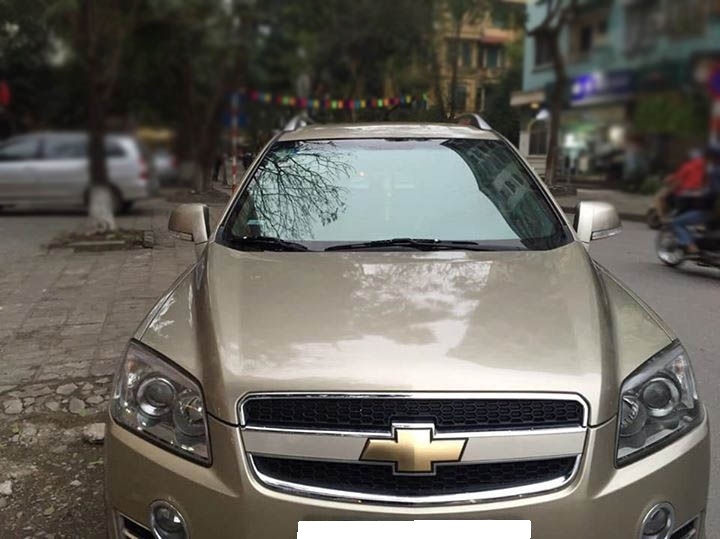 Gia đình đã hết nhu cầu sử dụng 4 bánh nên bán xe Captiva 2009 đk 2010