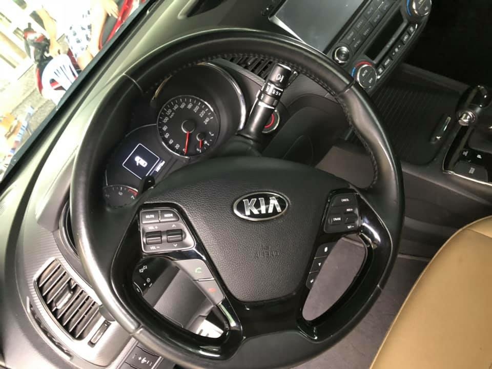 Bán Kia Cerato 9/2018 tự động, màu đen, bản 2.0 full option còn mới tinh