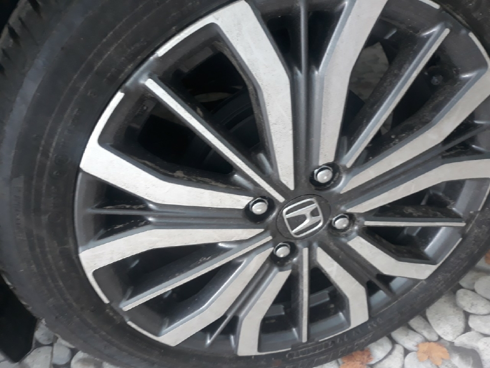 Bán Honda City TOP 1.5CVT màu nâu titan số tự động sản xuất 2019 đi 1800km xe như mới