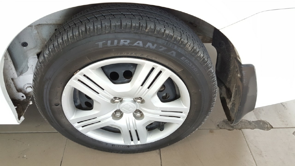 Bán Honda City 1.5MT màu trắng số sàn sản xuất 2013 / 2014 một đời chủ