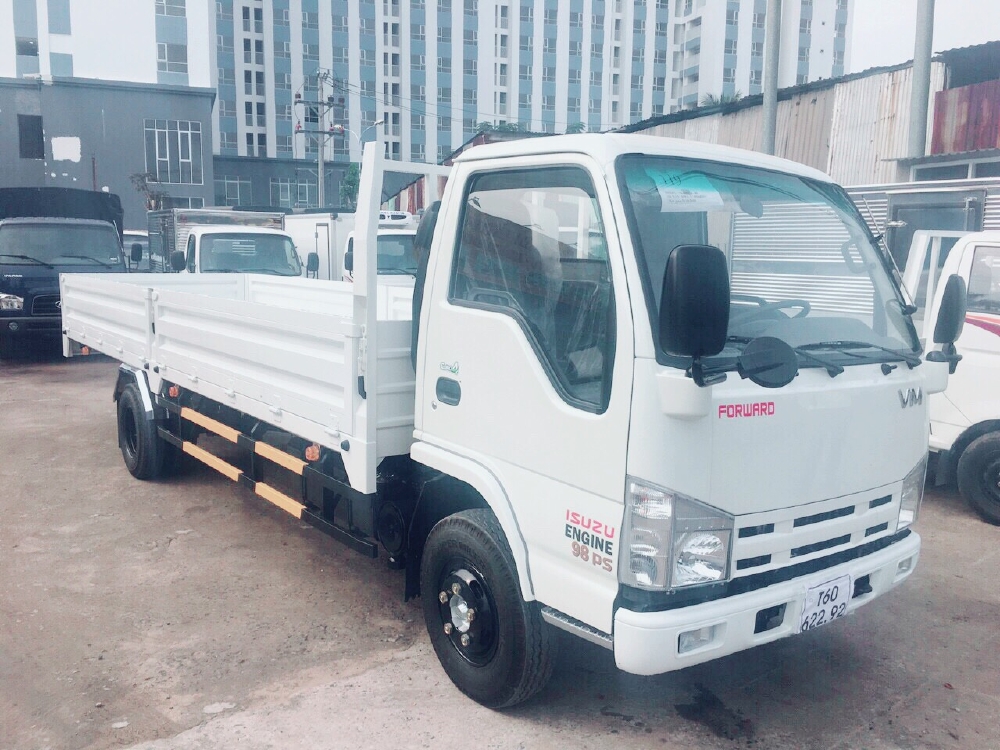 Xe tải ISUZU VM tải 1.9 tấn thùng lững dài 6.2m - Trả Góp