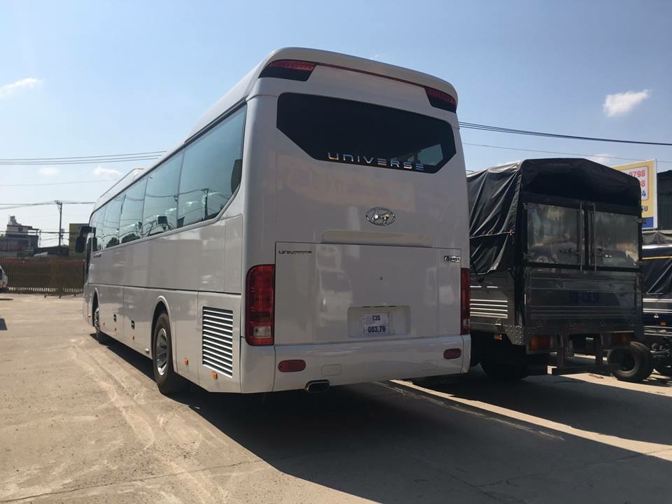 Hyundai Universe 2018 47 Chỗ - Trả Góp