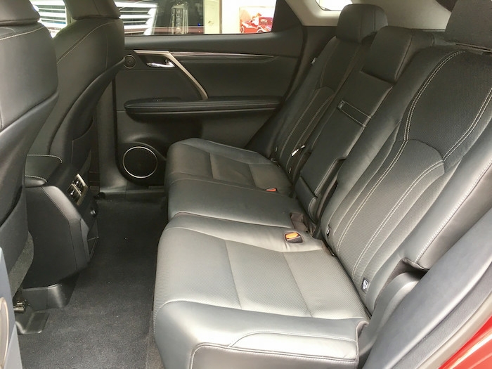 Lexus RX200t 2016 | Nhập Châu Âu Nguyên Chiếc | Giao Ngay Toàn Quốc