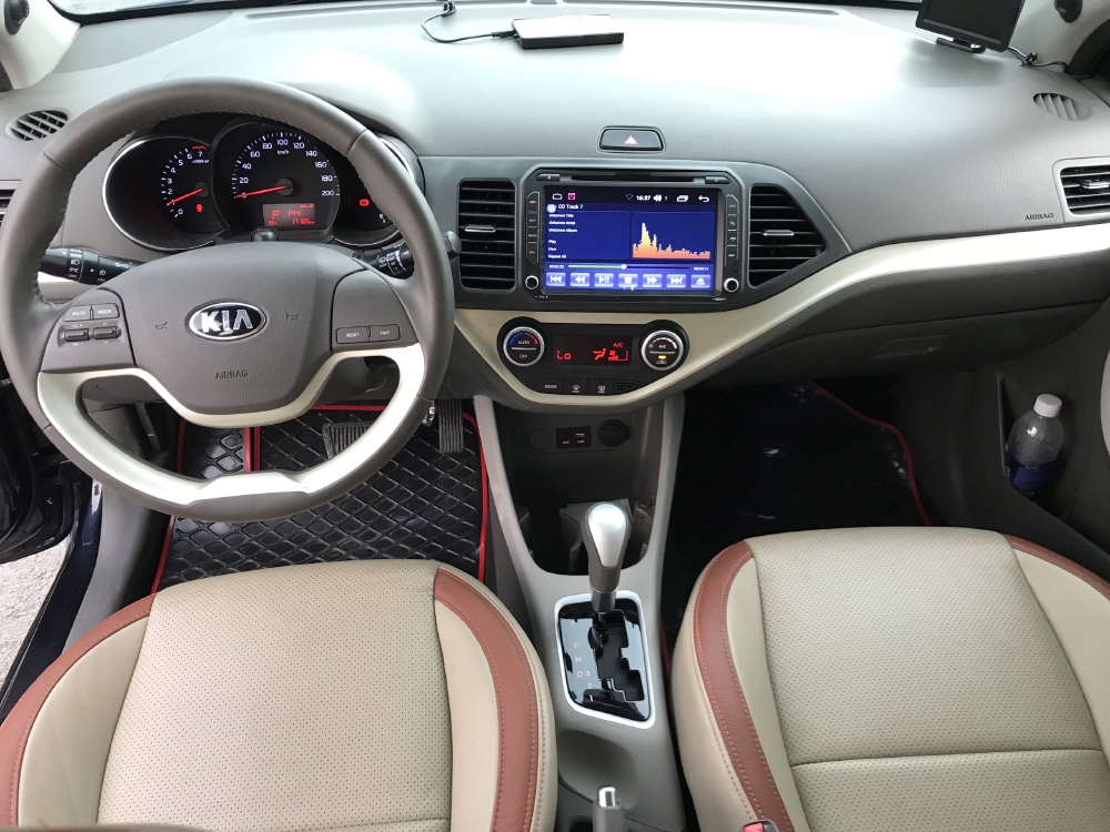 Bán Kia Morning S 1.25AT màu xám xanh số tự động sản xuất 2018 biển Sài Gòn đi 16000km
