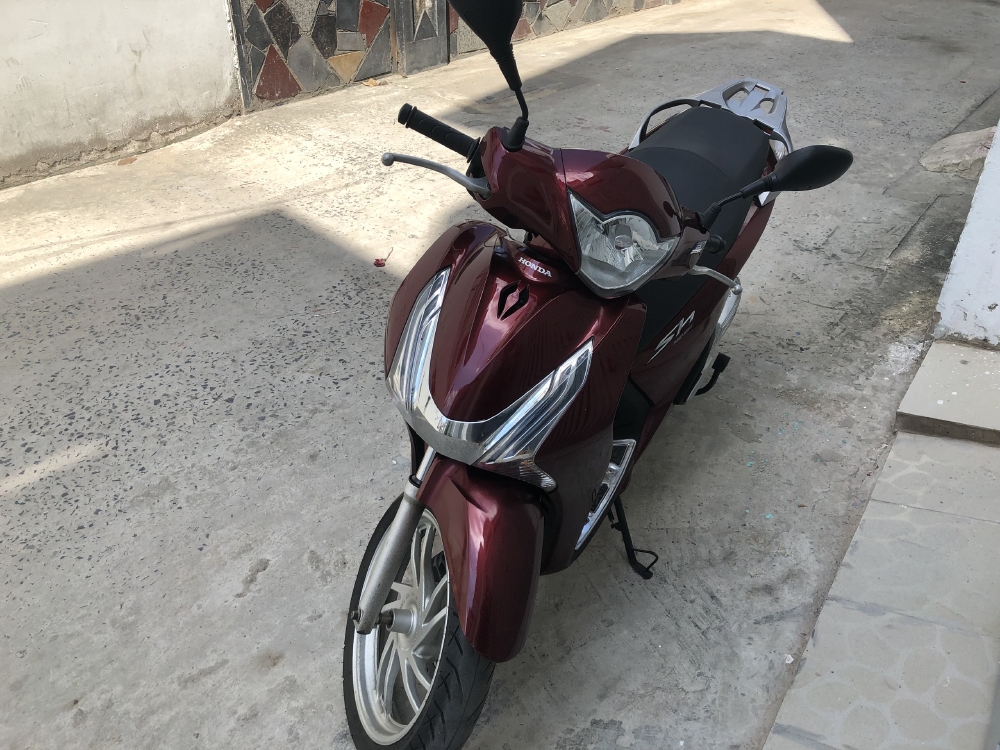 Bán Honda SH 2016 màu đỏ đô xe tp chính chủ.