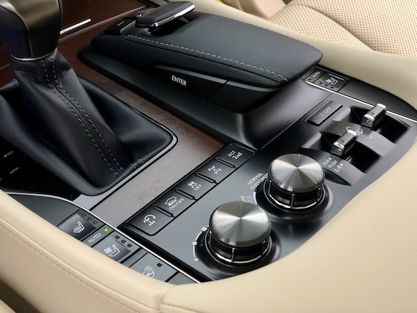 Lexus LX570 2019 | Nhập Mỹ Nguyên Chiếc | Giao Ngay Toàn Quốc