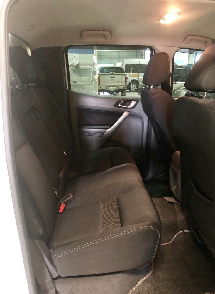 Bán Ranger XLT sx 2016,canopy màu trắng