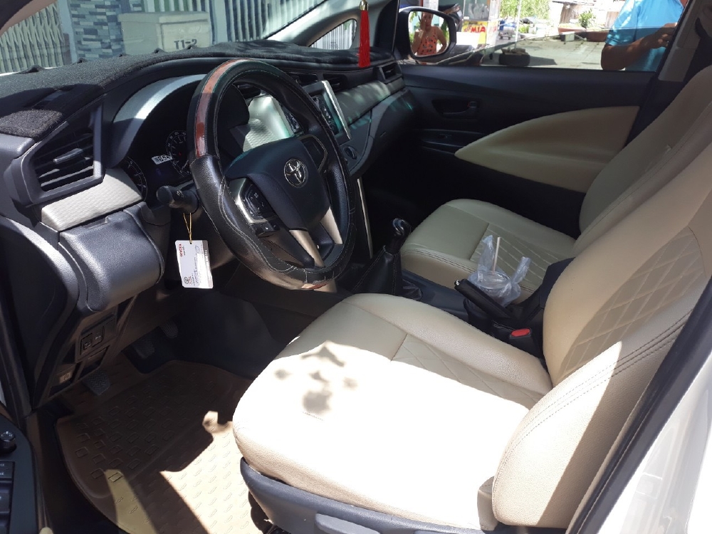 Bán Innova E 2017, màu trắng, đúng chất, giá TL, hổ trợ góp