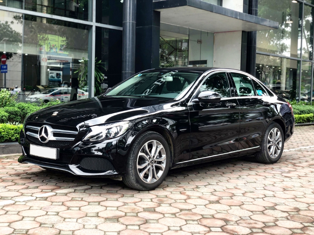 Bán Mercedes C200 2019 cũ - Xe đã qua sử dụng chính hãng