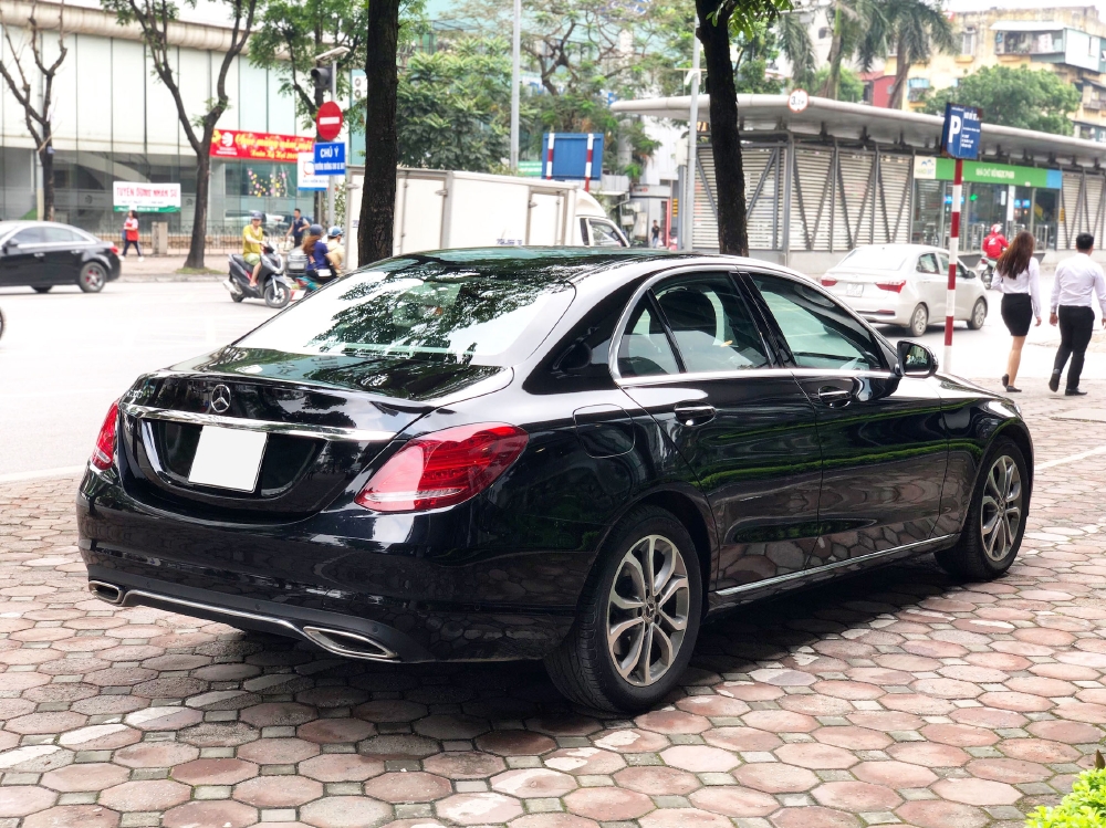 Bán Mercedes C200 2019 cũ - Xe đã qua sử dụng chính hãng