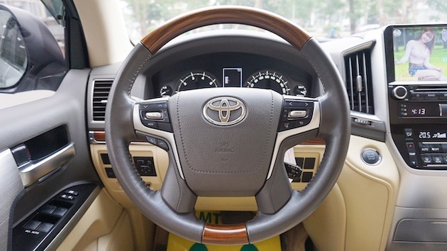 Toyota LAND CRUISER VX 2016 | Nhập Khẩu Nguyên Chiếc | Giao Ngay Toàn Quốc