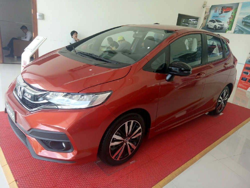 MUA HONDA JAZZ,TẶNG HONDA VISON,189 TRIỆU GIAO XE