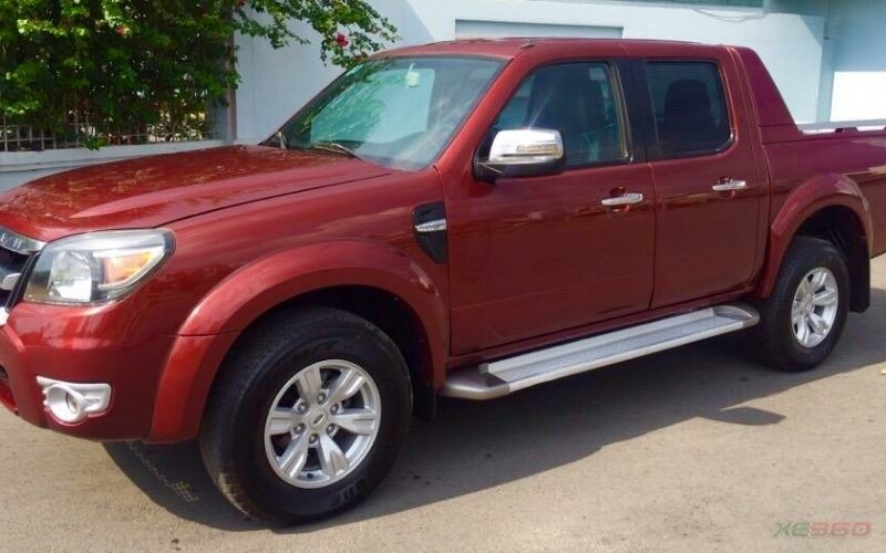 Bán xe Ford Ranger 2010 XLT số sàn hai cầu màu đỏ chính chủ