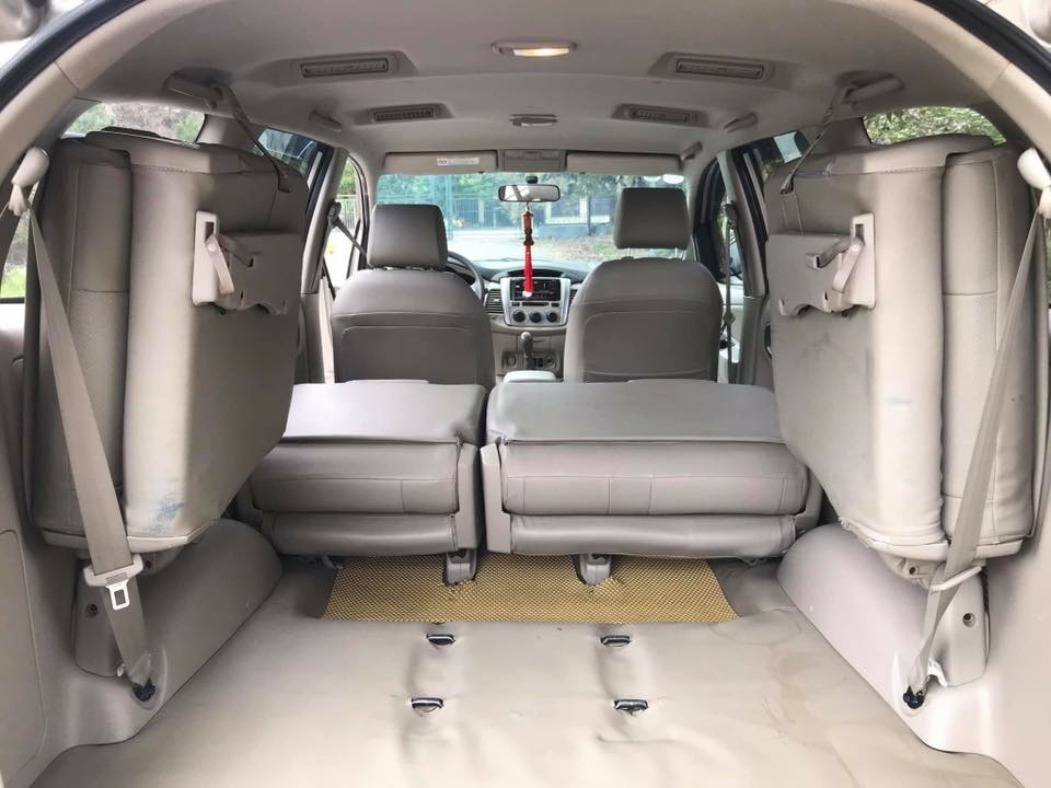 Cần tiền mua nhà bán xe Innova E, 2016. số sàn, màu vàng cát, chính chủ