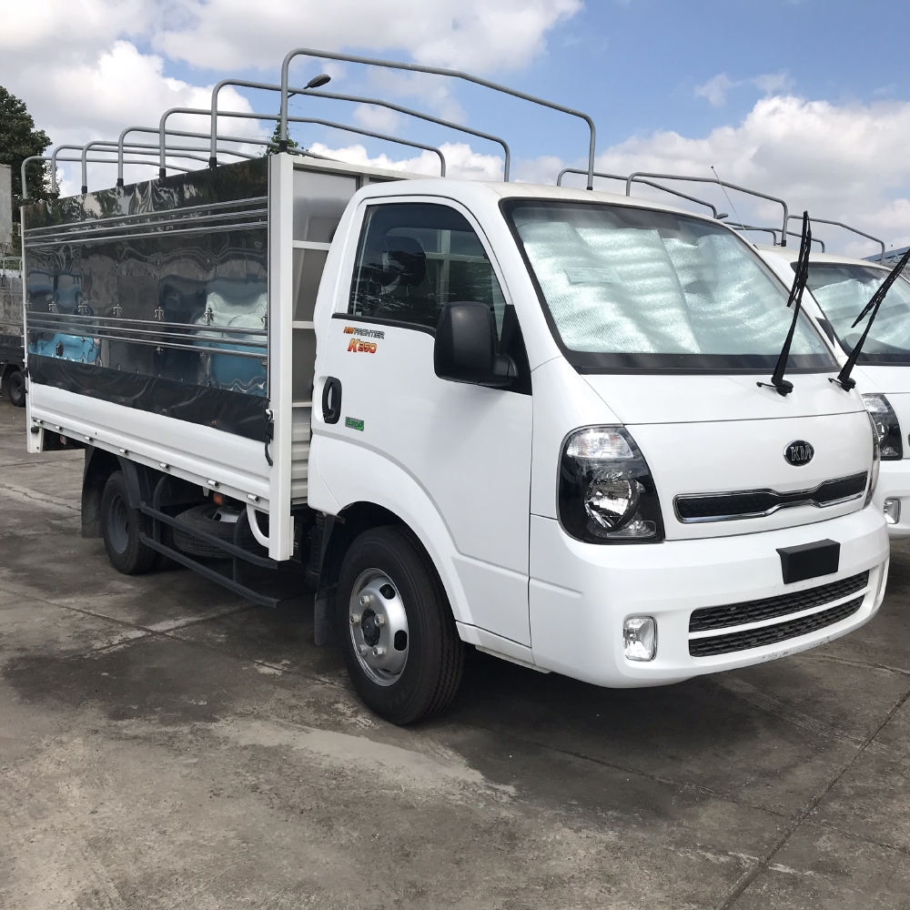 Xe tải 2,4 tấn Kia K250 thùng mui bạt mới 100%, bán trả góp, liên hệ 0938903292