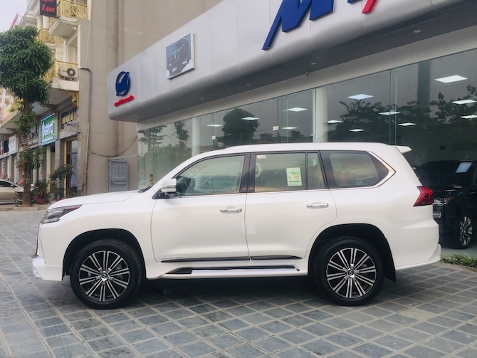 Lexus LX570S Supersport 2018 | Nhập Trung Đông | Giao Ngay Toàn Quốc