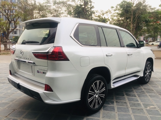 Lexus LX570S Supersport 2018 | Nhập Trung Đông | Giao Ngay Toàn Quốc