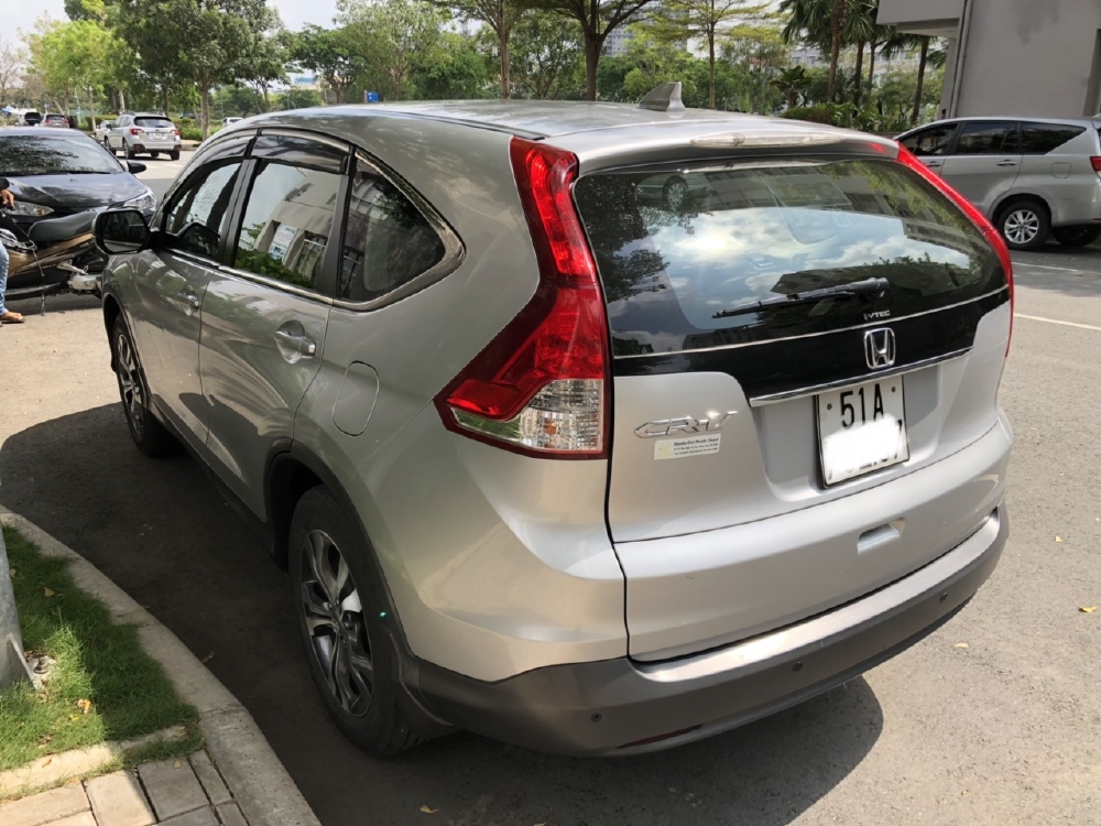 Bán Crv 2.4AT 2014, màu bạc, đúng chất, biển TP, giá TL, hổ trợ góp