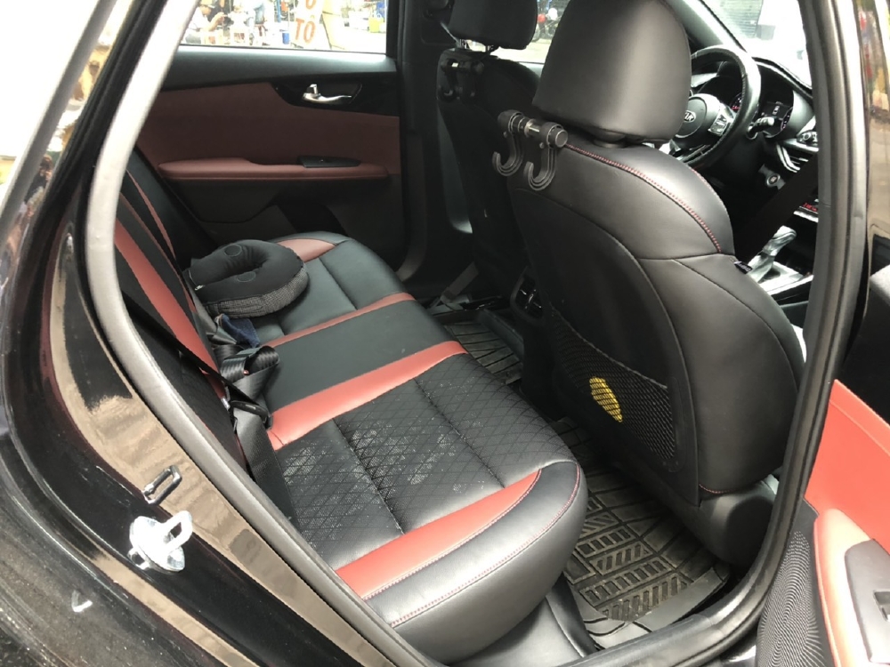 Bán Cerato 2.0 Premium 2018, siêu lướt, biển TP, giá TL, hổ trợ góp