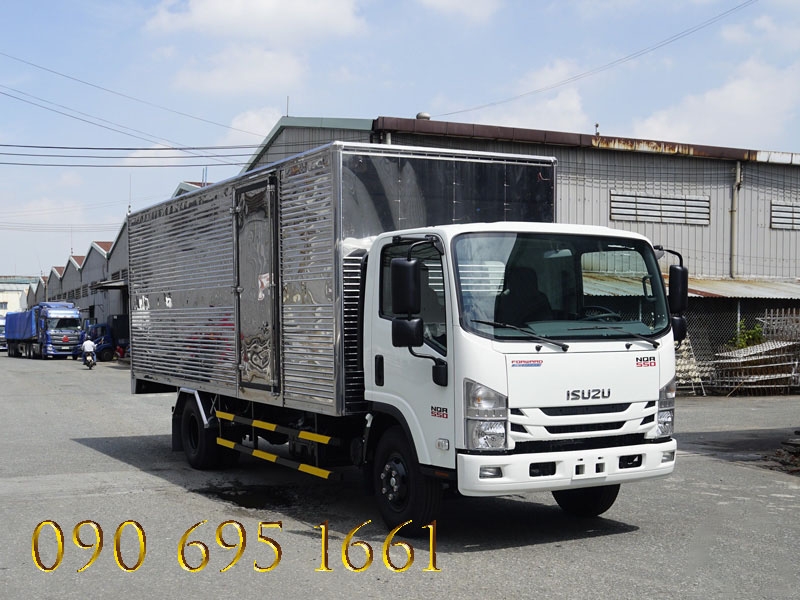 Xe Tải Isuzu 4T9 Thùng Kín Giao Ngay, Bán Trả Góp