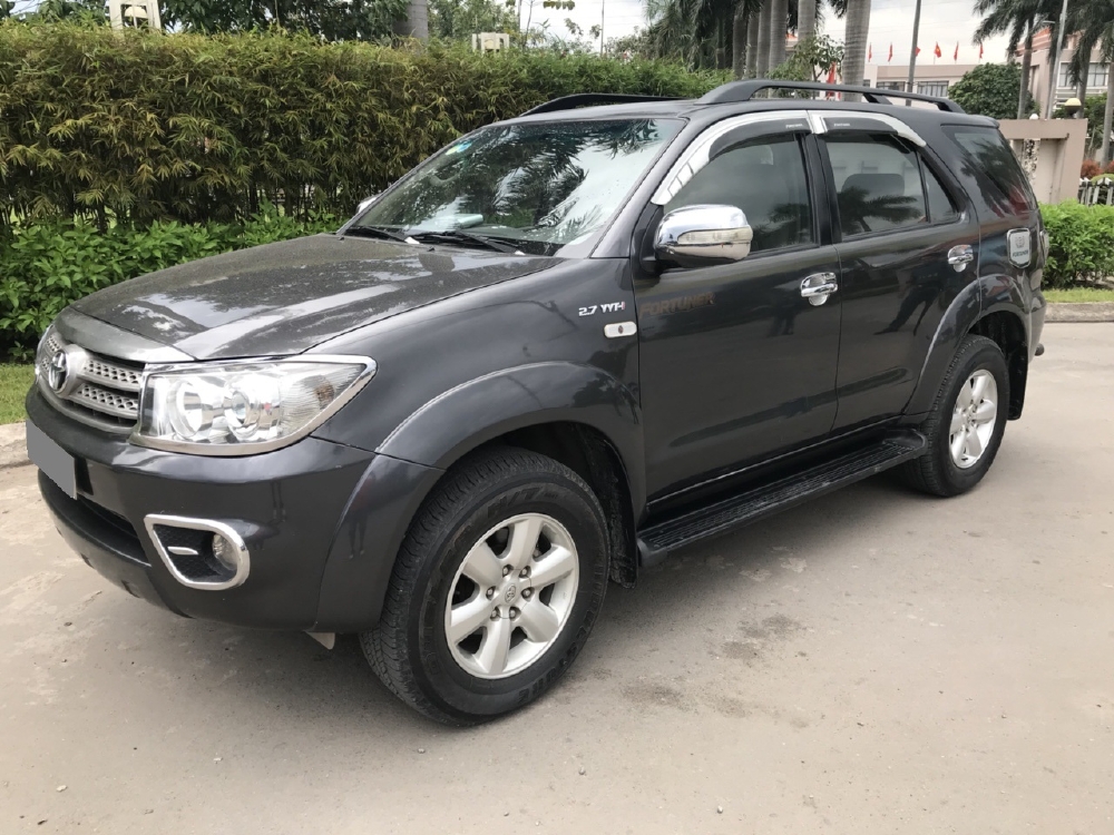Bán Fortuner V 2011 xăng hai cầu xám chì chính chủ bstp