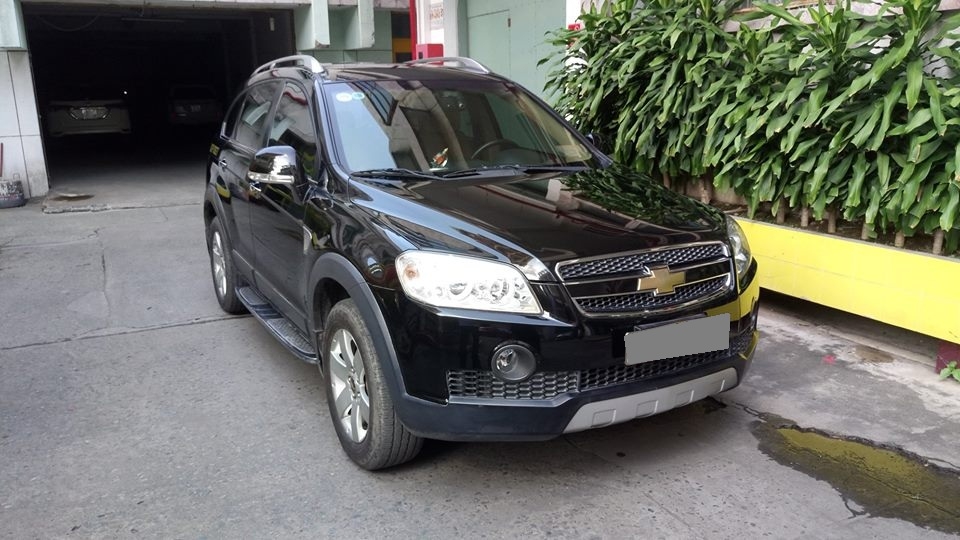 Gia đình cần bán xe Chevrolet Captiva đời 2008 số tự động màu đen, xe chăm sóc kỷ